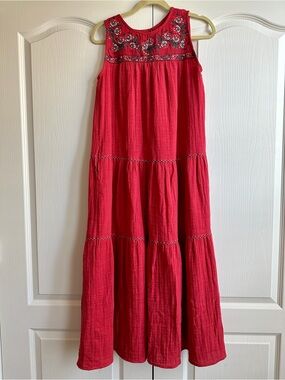 Max Studio | EUC - Embroidered Maxi Dress - Size XS - Red Posie